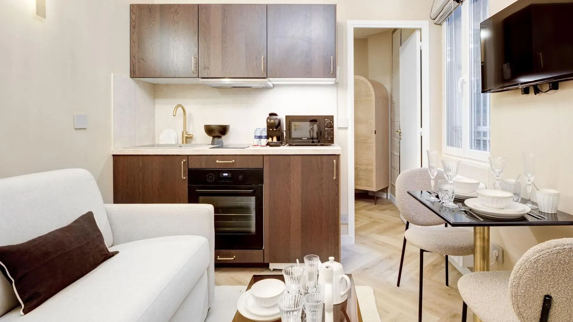 Charming Apartment With Ac A Proximite De Republique Paris France